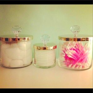 😍😍 Beautiful bathroom storage jars 😍😍